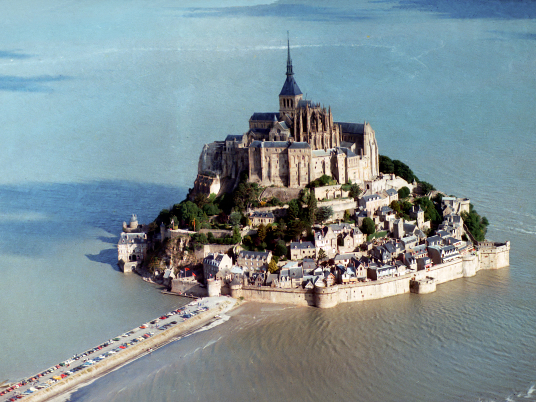 mont saint michel vue du ciel02