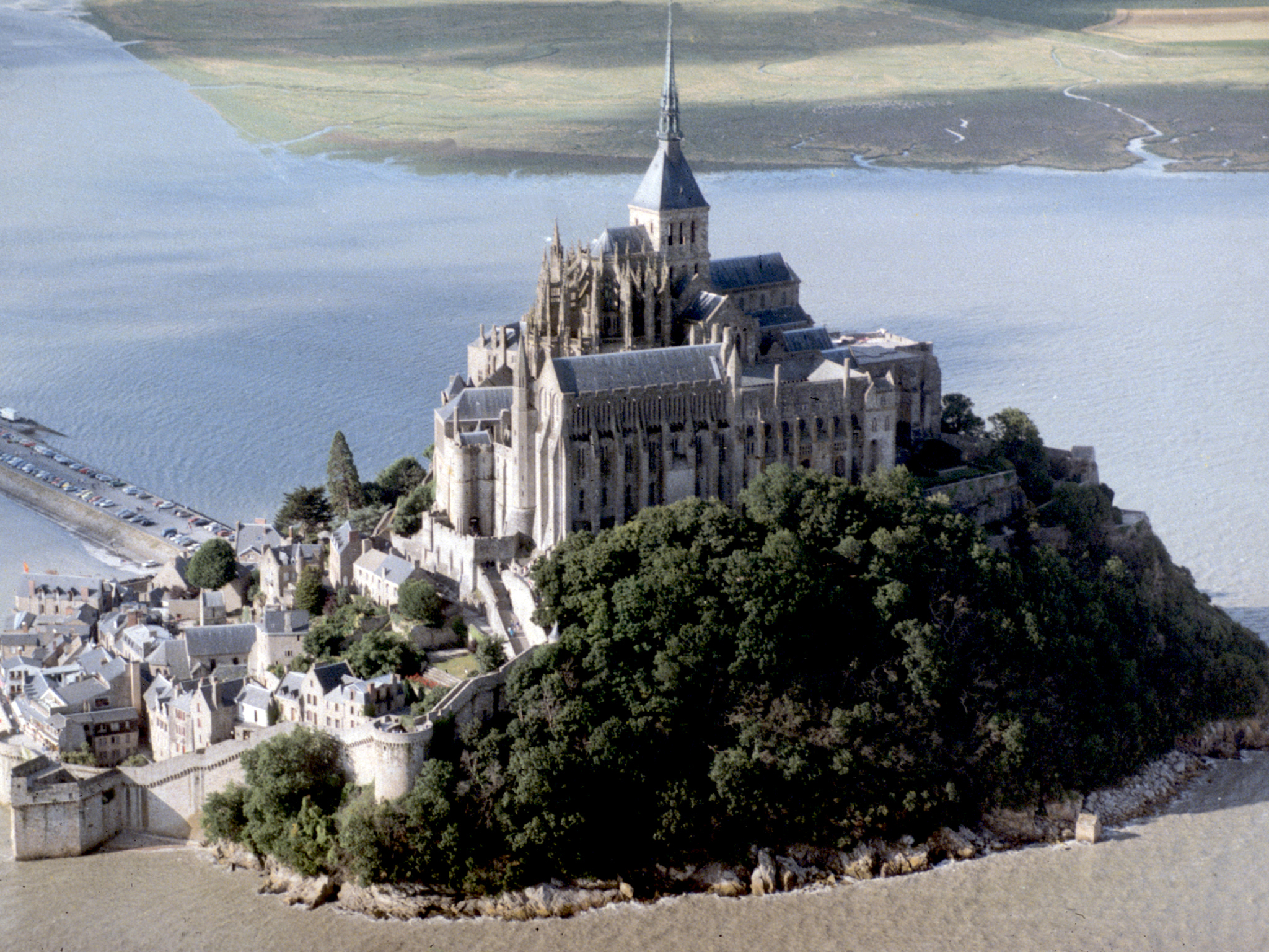 mont saint michel vue du ciel02